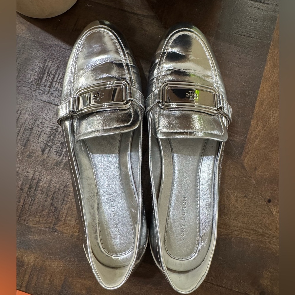 EUC Tory Burch Metallic Silver Loafers - Picture 3 of 8